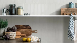 azulejos pequeno formato cocinas blancas uai