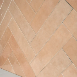 ZELLIJ CLAY 65X25 DETALLE uai